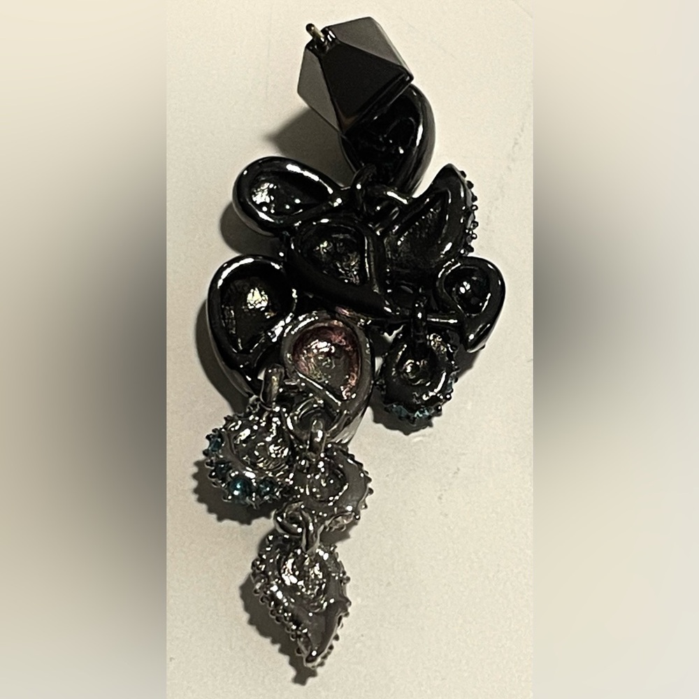 Alexis Bittar Blue Ombre Crystal Encrusted Paisley Gunmetal Earrings - Picture 8 of 8